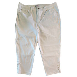 Denim & Co. Regular White Tulip Snap Detail Hem Denim Capri Jeans Women's 10